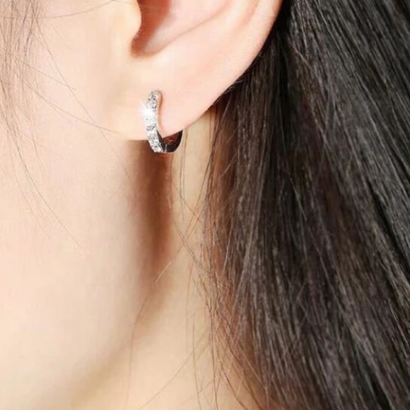 New round circle sterling silver earrings - Picture 7 of 7